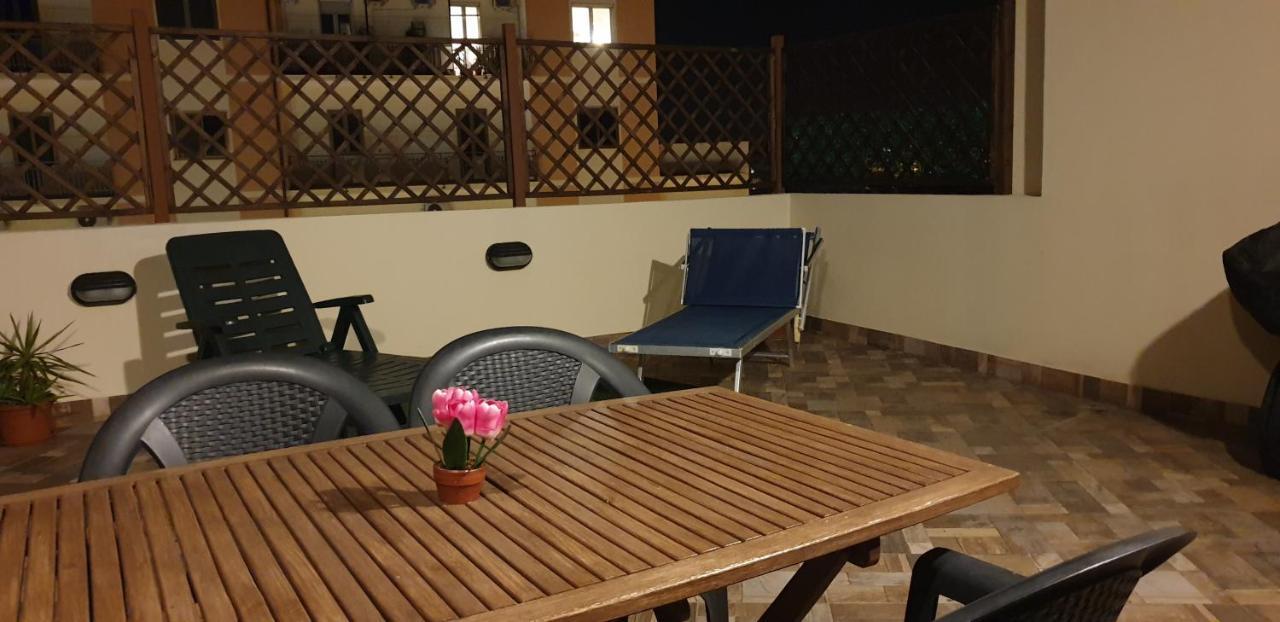 Апартаменти Sardegna Relax Куарту-Сант'Елена Екстер'єр фото