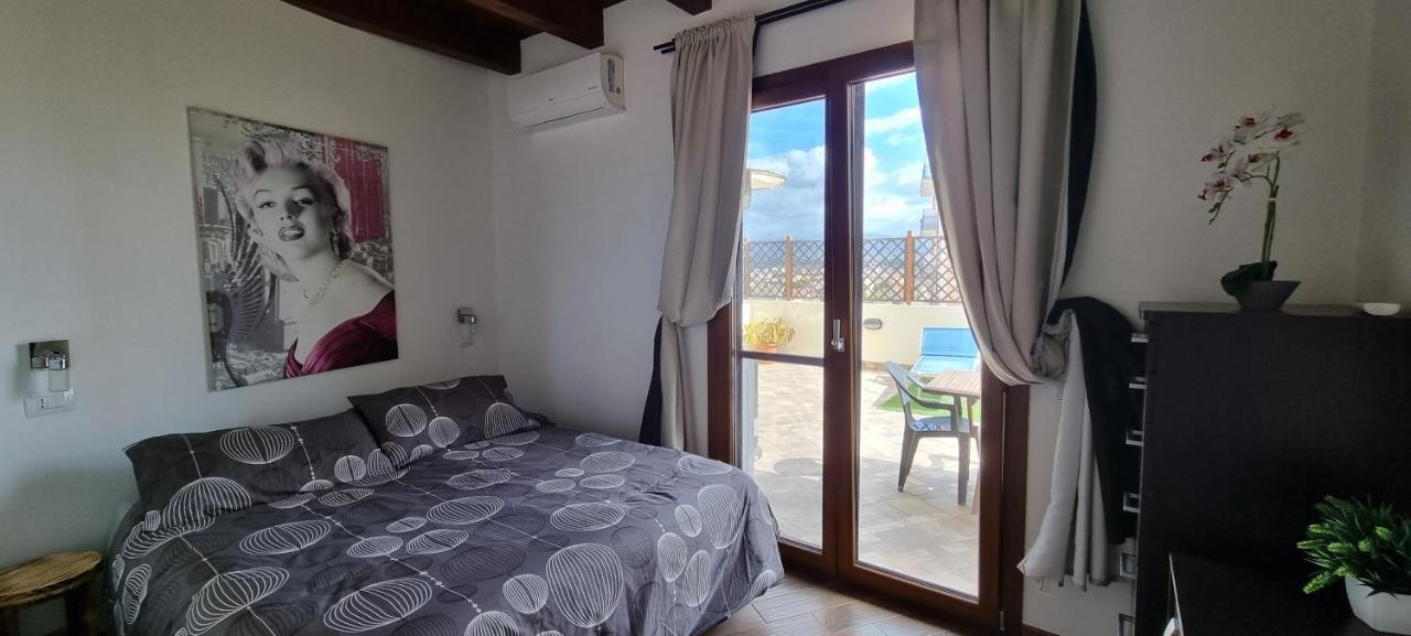 Апартаменти Sardegna Relax Куарту-Сант'Елена Екстер'єр фото