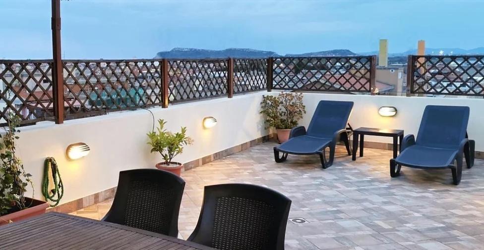 Апартаменти Sardegna Relax Куарту-Сант'Елена Екстер'єр фото