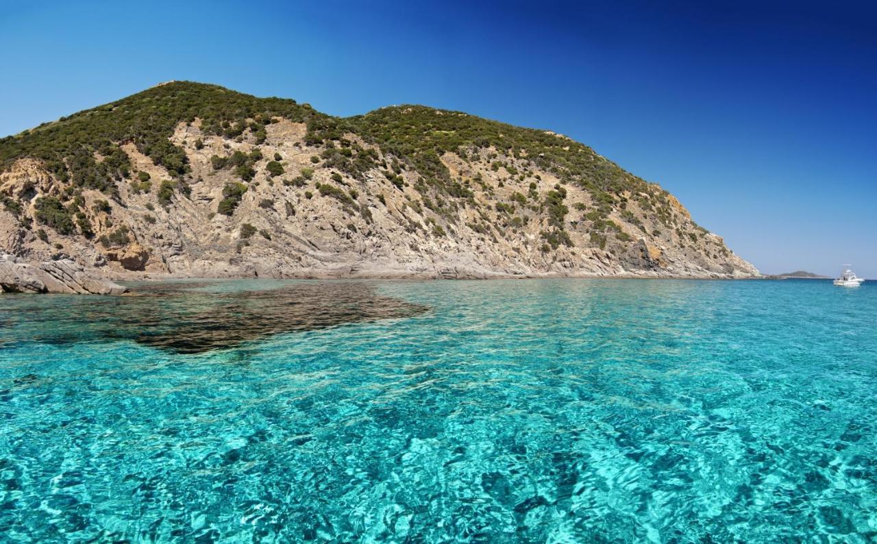 Апартаменти Sardegna Relax Куарту-Сант'Елена Екстер'єр фото